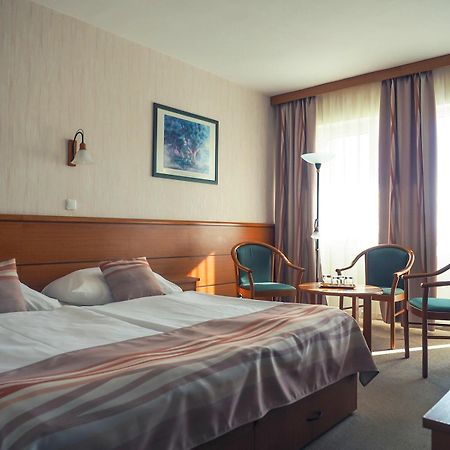 Hotel Panorama Balatongyörök Exteriör bild