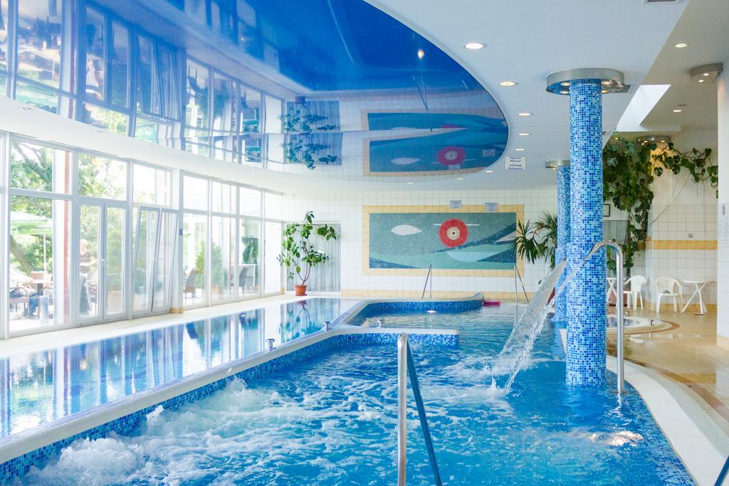 Hotel Panorama Balatongyörök Exteriör bild