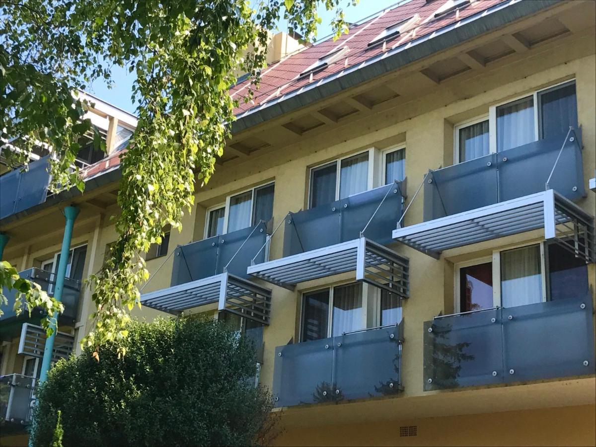 Hotel Panorama Balatongyörök Exteriör bild